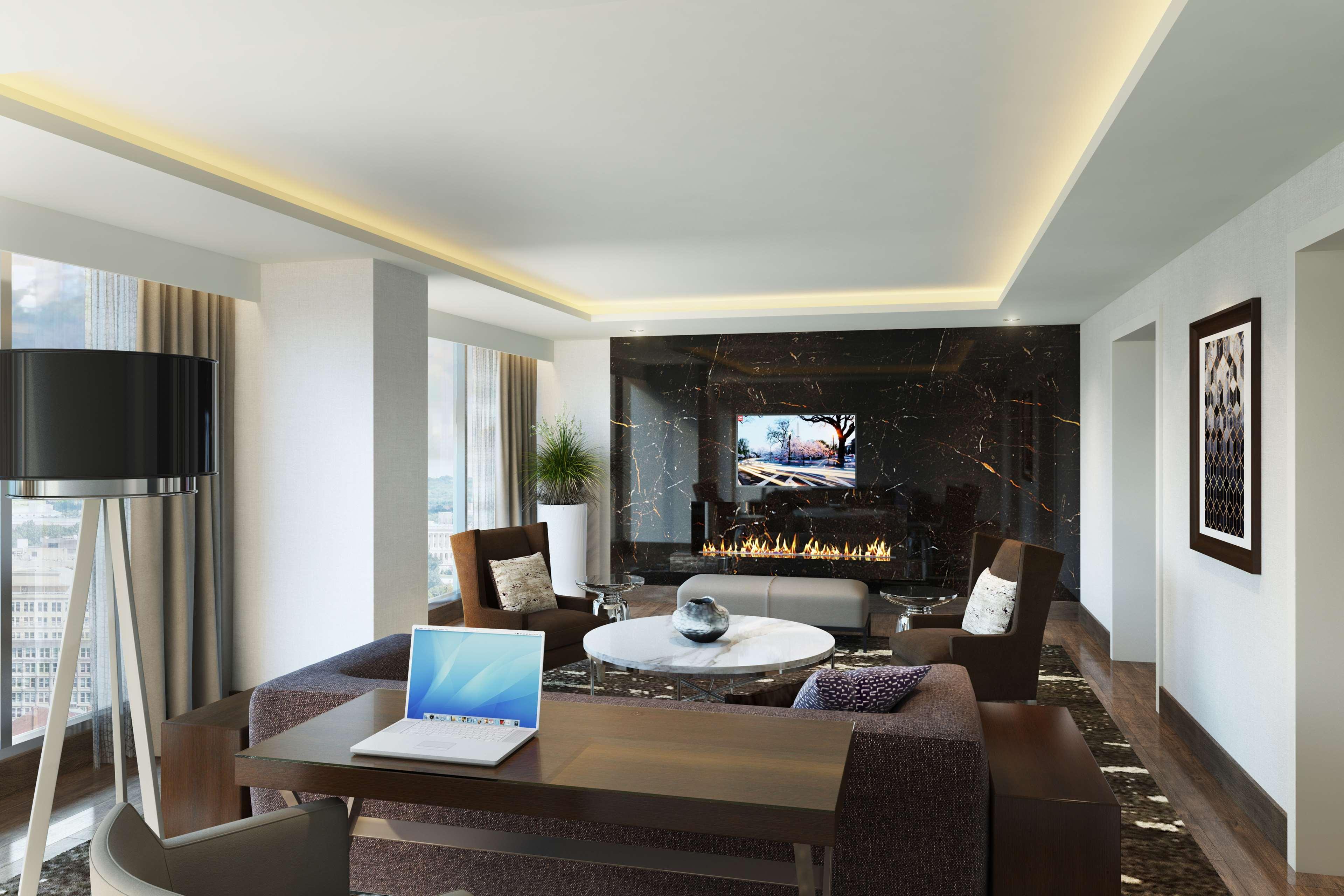 Hilton Dc National Mall The Wharf 4*