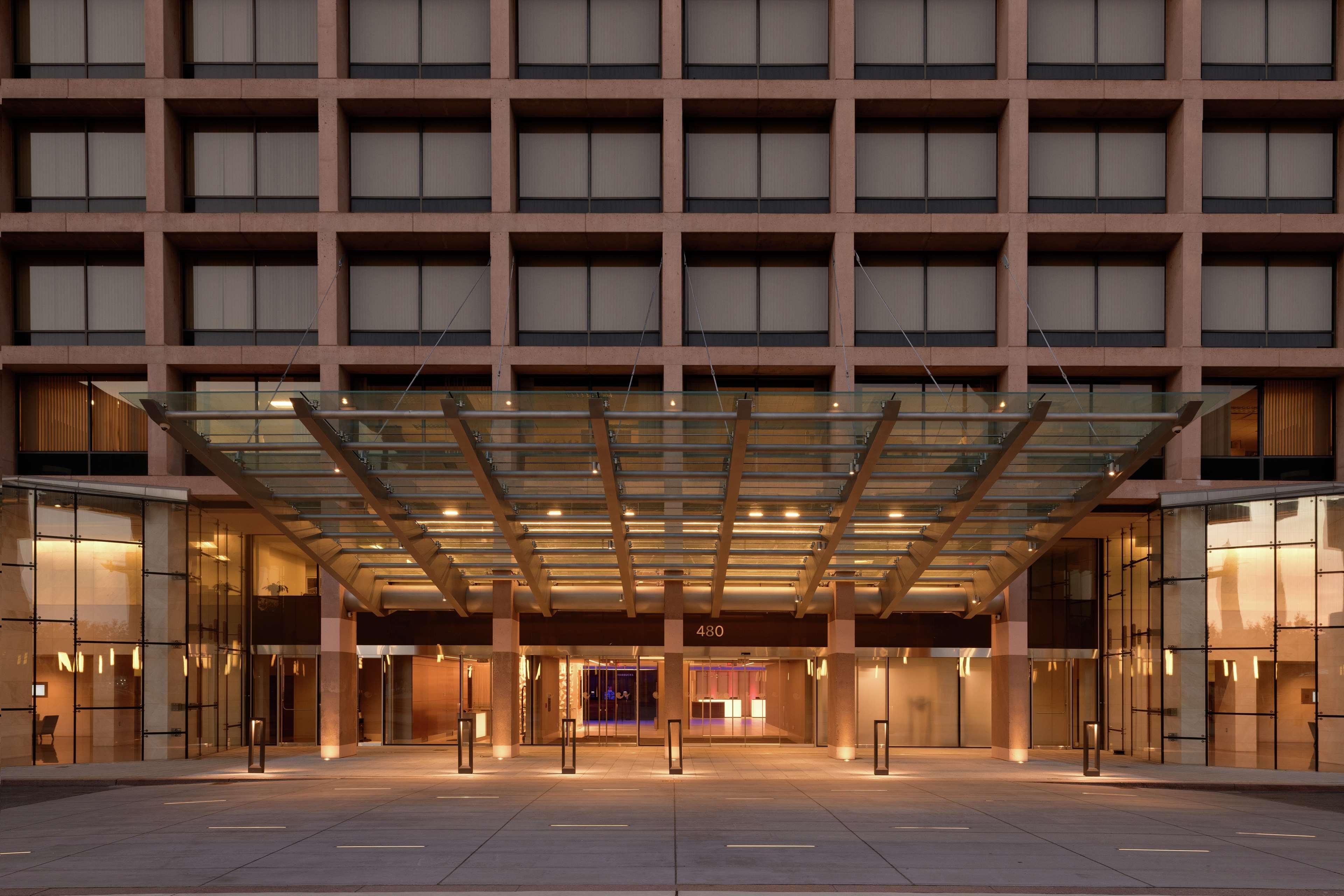Hilton Dc National Mall The Wharf Hotel